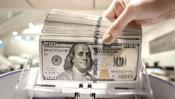 تمدید مهلت بازگرداندن ۶۰ درصد از ارز صادراتی تا پایان شهریورماه