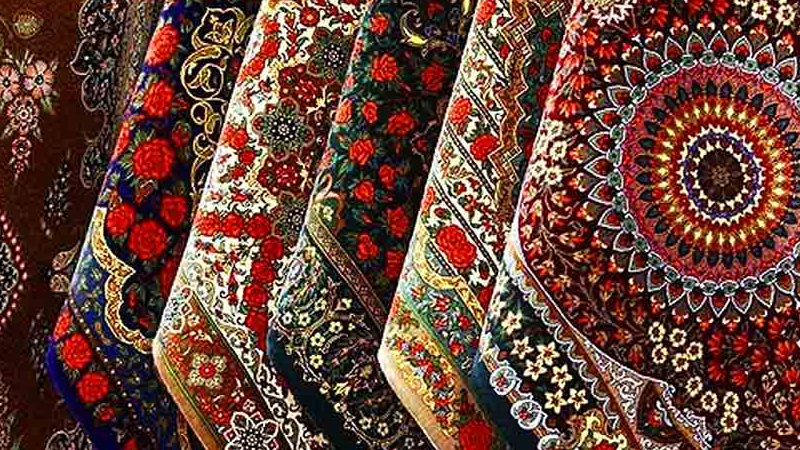 تحریم‌های فرش و صنایع‌دستی و تاثیر جنگ بر نیروی کار بررسی می‌شود