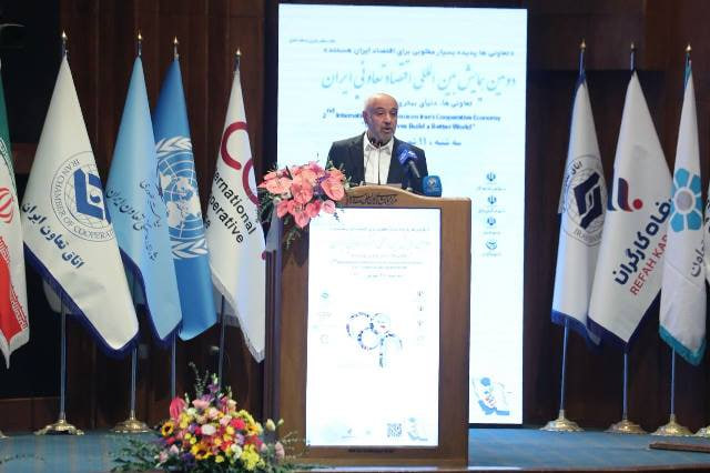 در قالب روح تعاونی و مشارکت جمعی می توانیم بسیاری از موانع و چالشها را برطرف کنیم