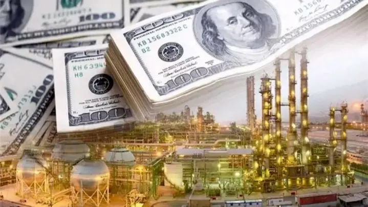 ورود ارز پتروشیمی‌ها به بازار؛ دلار ۱۵ شرکت پتروشیمی چگونه بر قیمت ارز اثر می‌گذارد؟