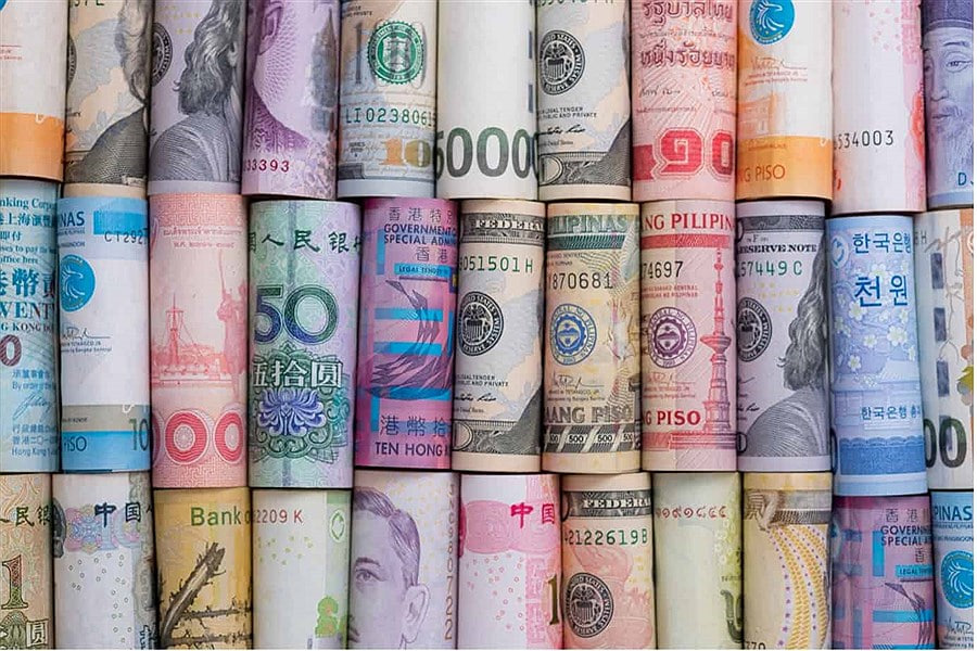 حذف ارز چند نرخی منجر به رقابت‌پذیری در صادرات و رونق تولید می‌شود