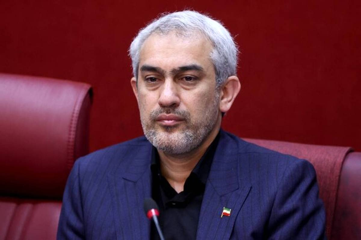 وزیر اق...