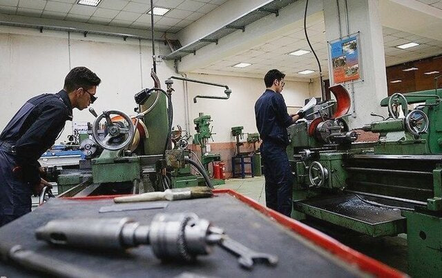 انتقاد رئیس نظام مهندسی کشاورزی از ورود نهادهای دولتی به حوزه‌های تخصصی