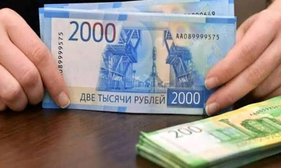عضو اتاق ایران: در تجارت ایران با روسیه و بلاروس و ارمنستان امکان تسویه با روبل  وجود دارد