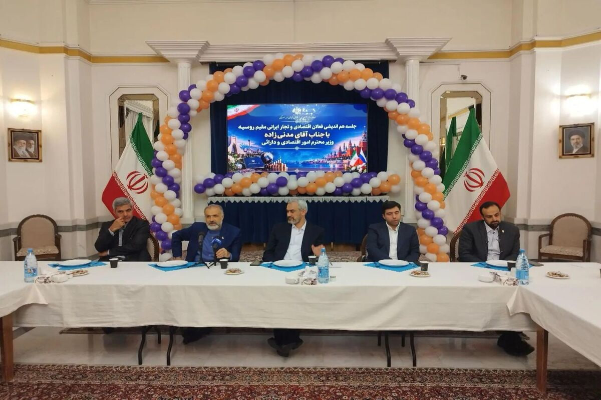 وزیر اقتصاد از نتایج مثبت دیدار با همتای روسی و اجرای طرح‌های تسهیل در گمرکات خبر داد