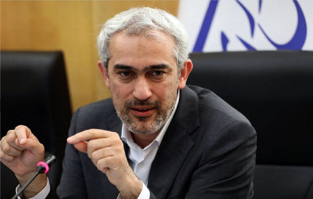 مدنی‌زاده: باید نظام مالیاتی  همزمان درآمد و تولید را تقویت کند