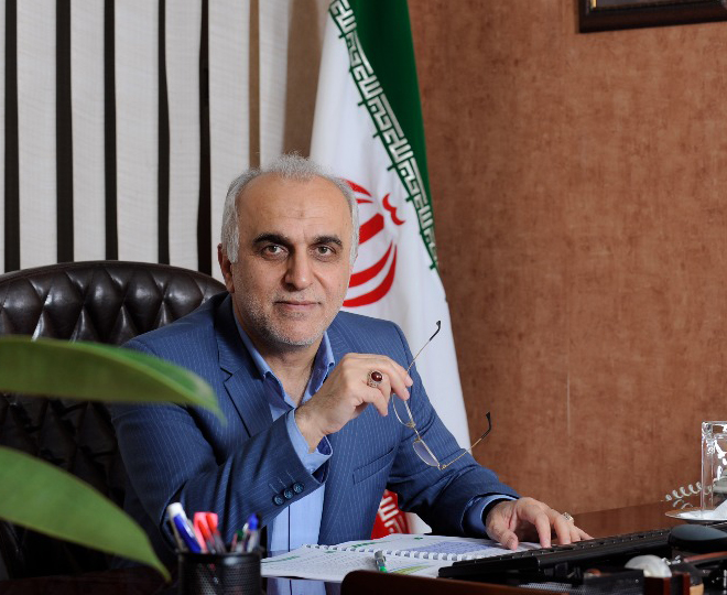 بانک مرکزی حاضر نشد بازار سرمایه را نجات دهد/ اخلال در نرخ بهره بین بانکی باعث نزولی شدن شاخص بورس شد