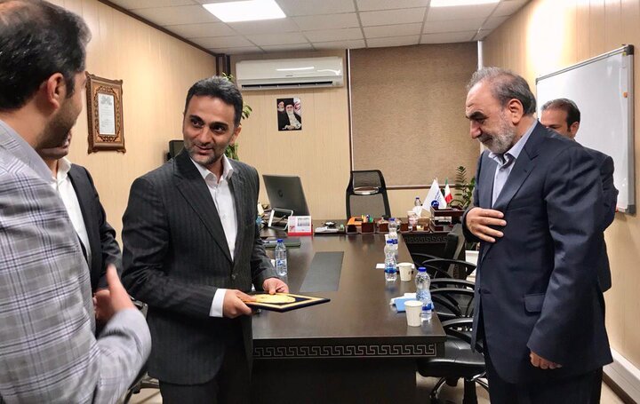 مدیرعام...