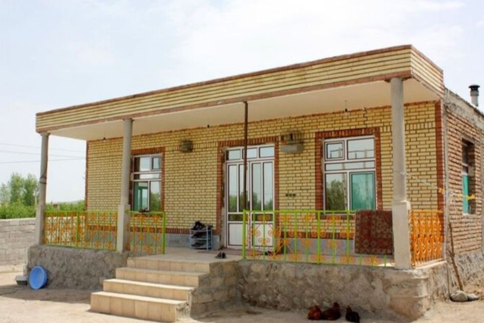 بیش از ...