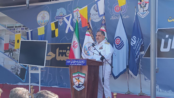 امیر دریادار ایرانی در مراسم افتتاح اولین هنرستان دریایی شمال کشور: ۵ هزار شغل دریایی در انتظار جوانان است