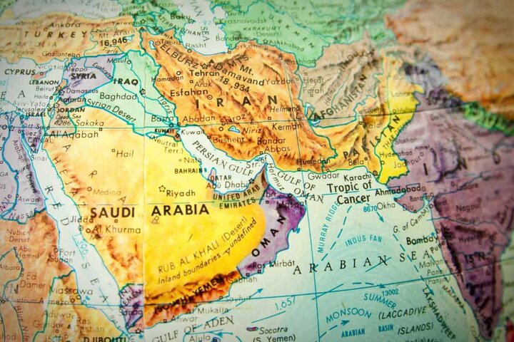 پیوند اقتصادی با همسایگان؛ سپر ایران برابر تحریم‌ها
