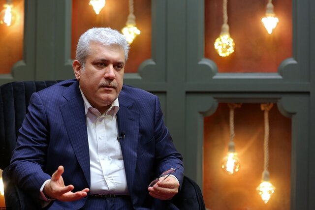 پیش‌بین...