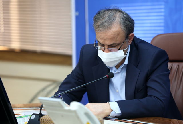 در حکمی...