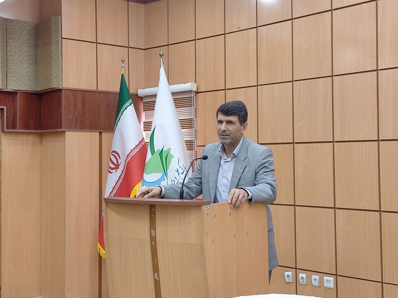 برگزاری...