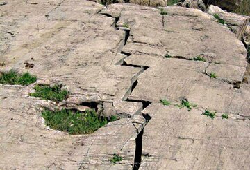 گسل مسبب زمین‌لرزه‌های بزرگ ۲۳ آبان هرمزگان شناسایی شد